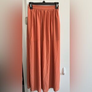 Forever 21 flowy, pleated, rust colored mesh maxi skirt
